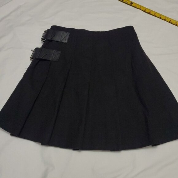 Authentic Burberry Wrap Wool Skirt - Picture 3 of 10
